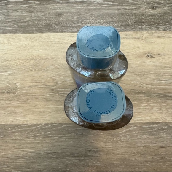 Bath & Body Works | Lot of 2 Frosted Coconut Snowball Body Wash 10 fl oz NWT - Picture 6 of 6